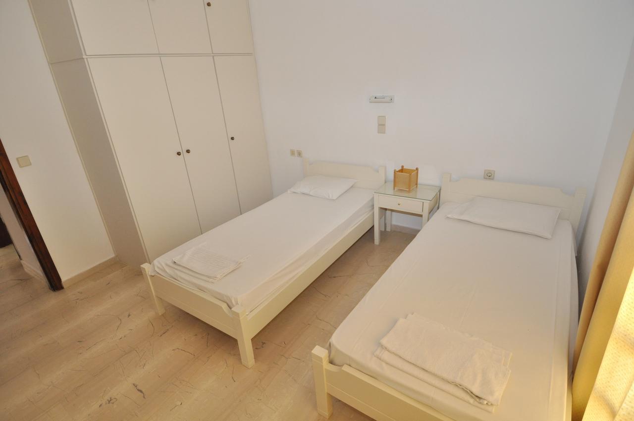 Ocean Village Apartments Agia Pelagia Екстериор снимка